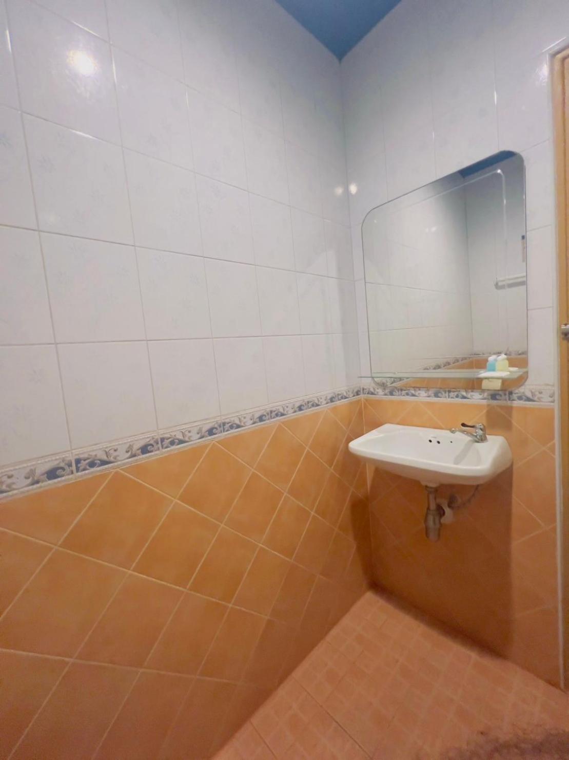 Blue Planet Hotel Patong Buitenkant foto