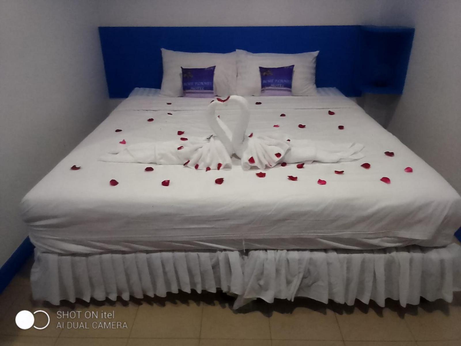 Blue Planet Hotel Patong Buitenkant foto