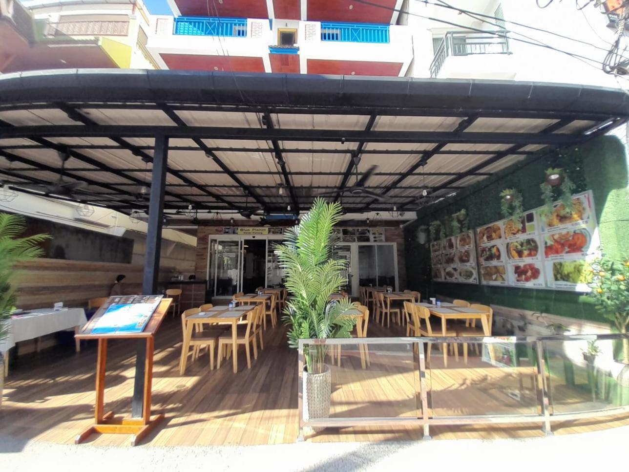 Blue Planet Hotel Patong Buitenkant foto